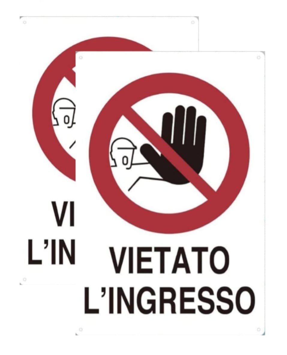 CARTELLO SEGNALETICO IN PLASTICA 20X30 VIETATO L’INGRESSO